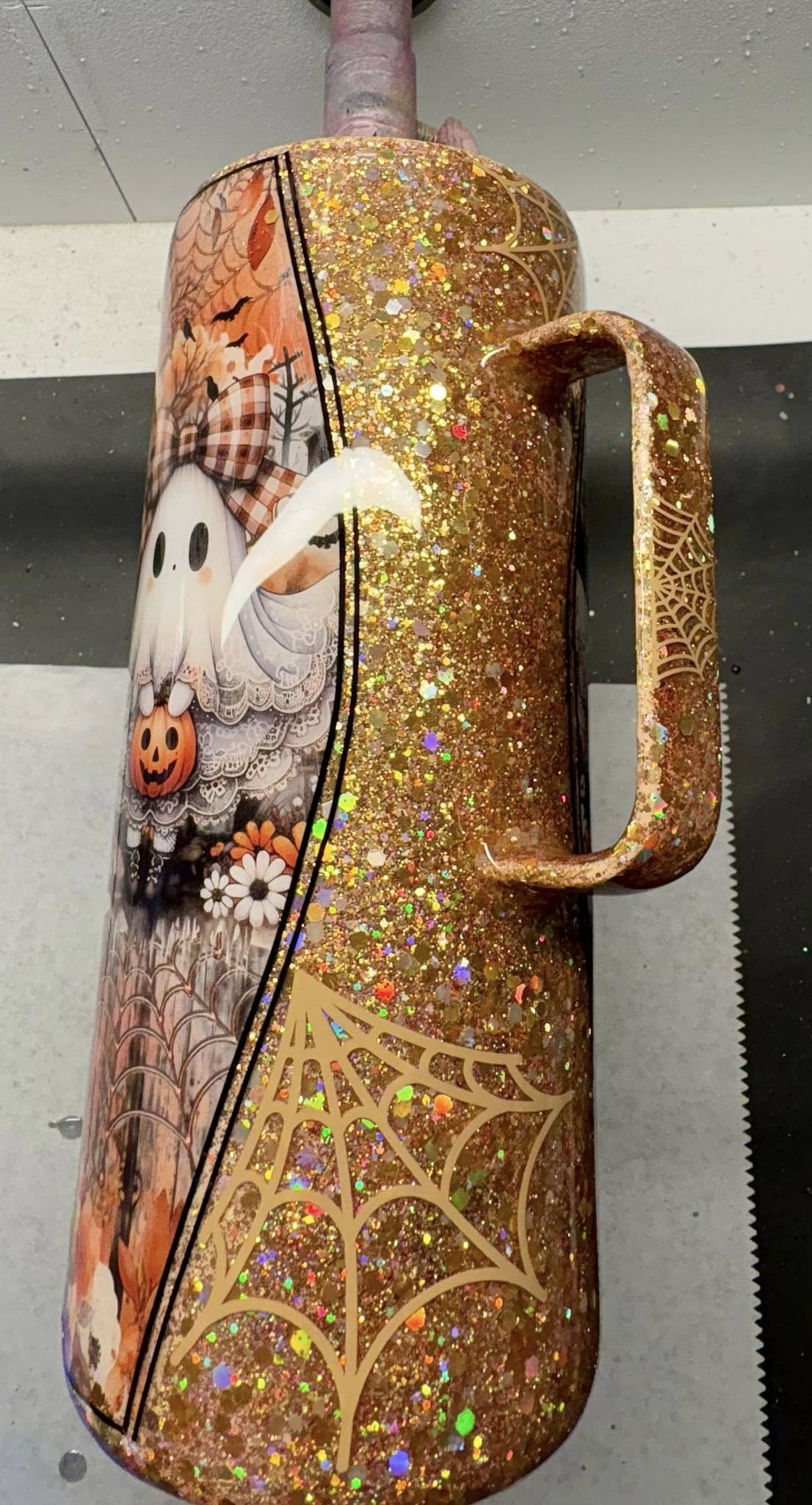 20 oz Hoggdle/Cute Lacey Ghosts