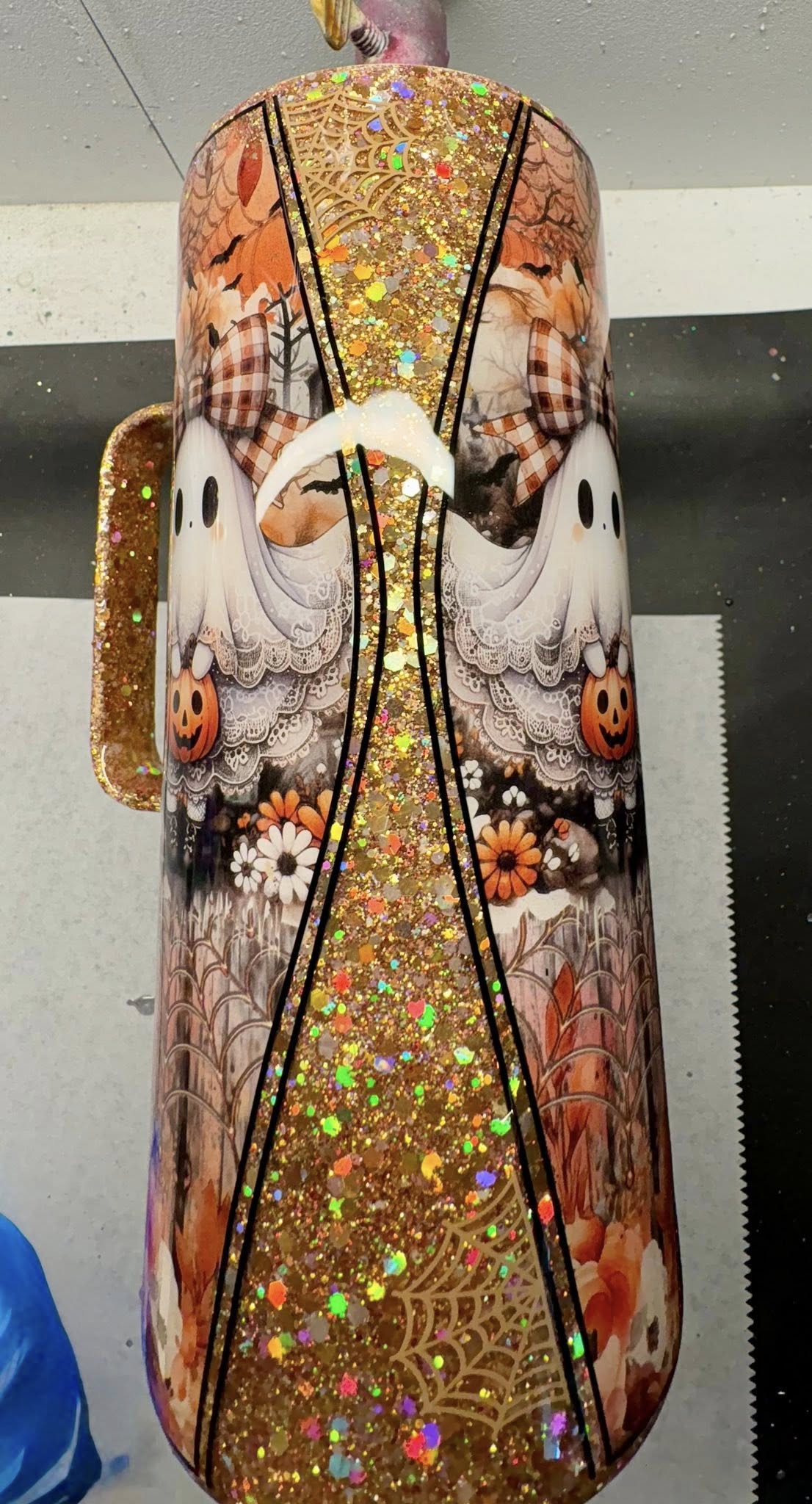 20 oz Hoggdle/Cute Lacey Ghosts