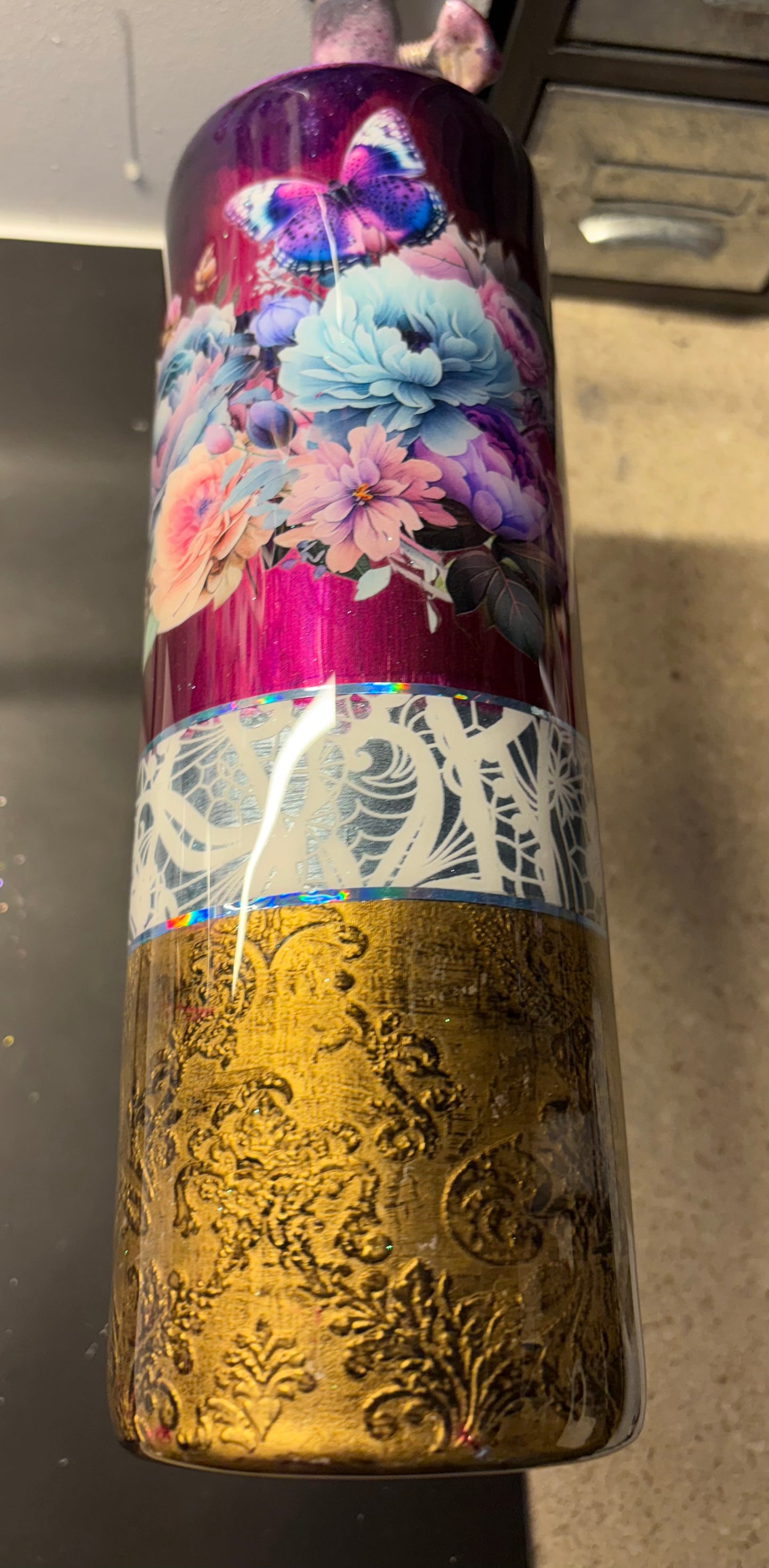 Classy flowers & Lace