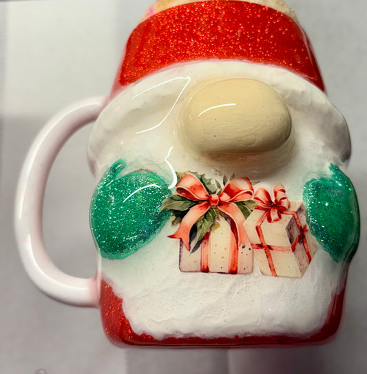 14 oz Gnome Santa Mug