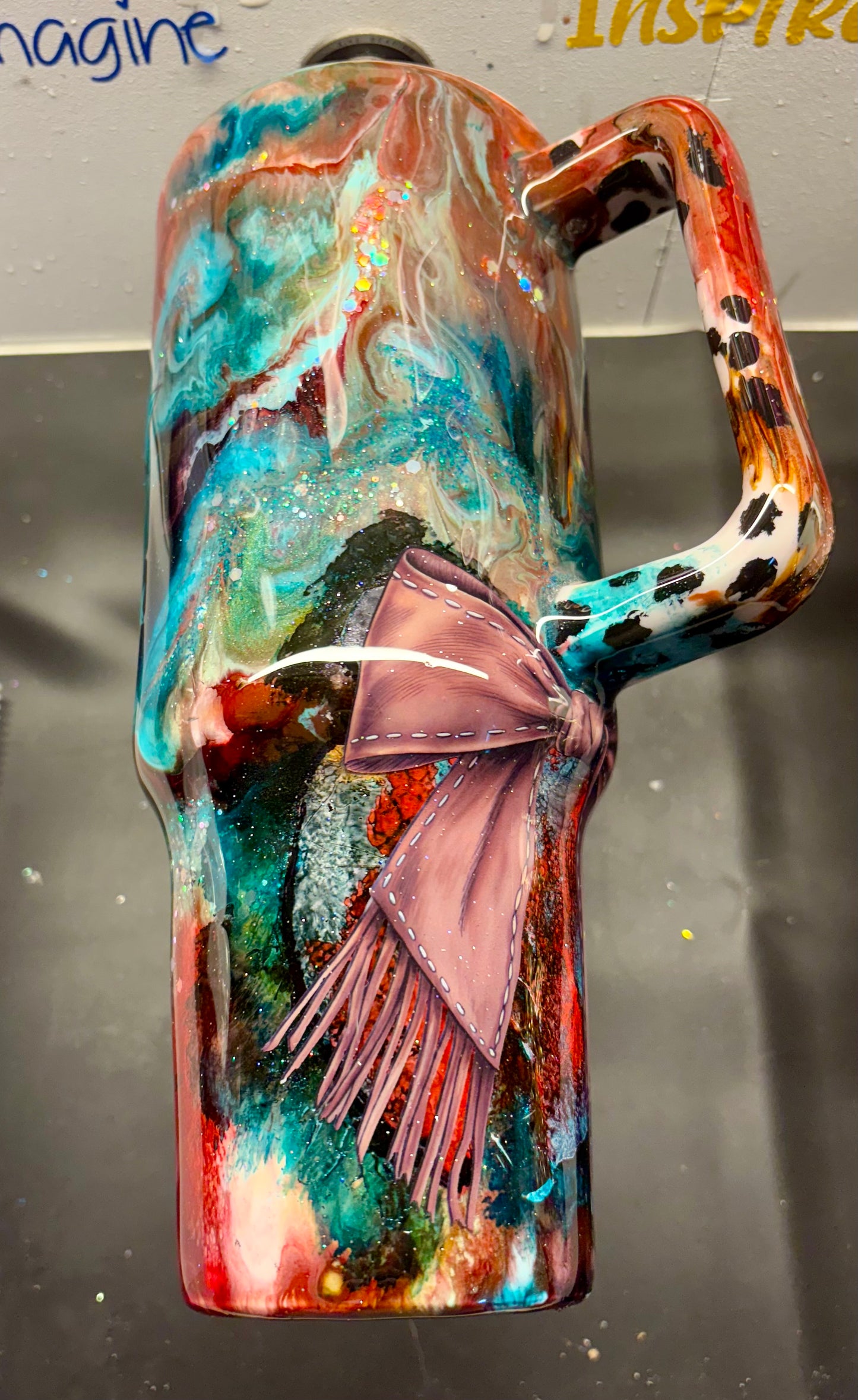 Howdy / Cristina Tumbler