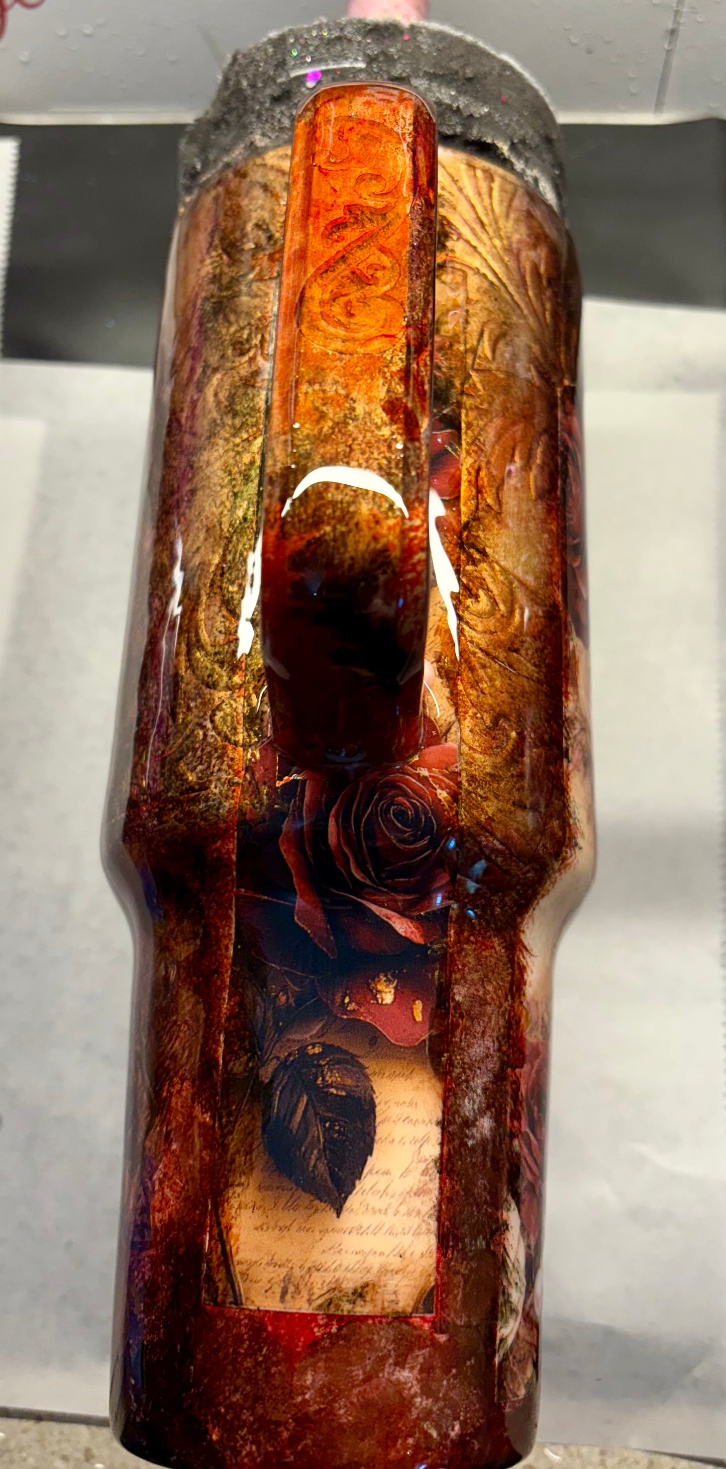 40 oz Gorgeous crimson & gold alcohol ink travel tumbler